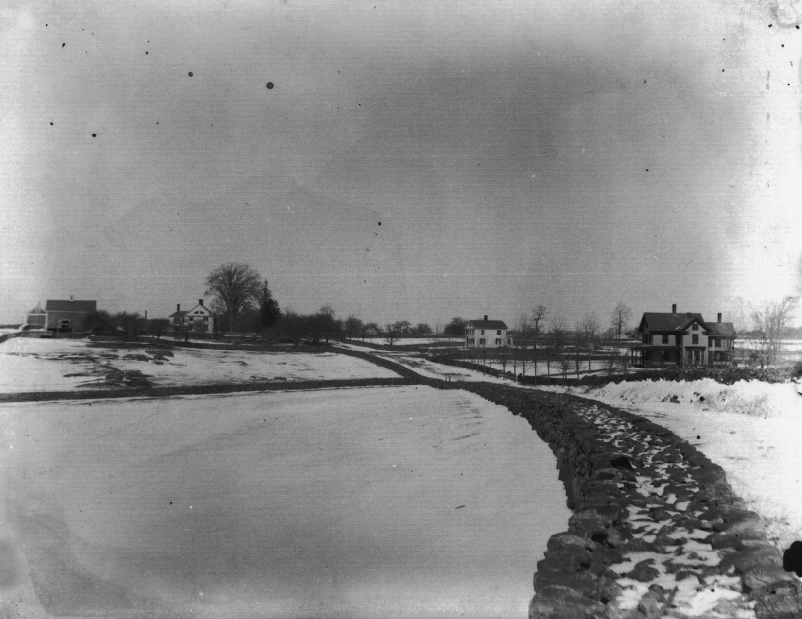 smaller-Ashlawn-Bill-Hill-Road-winter-late-19th