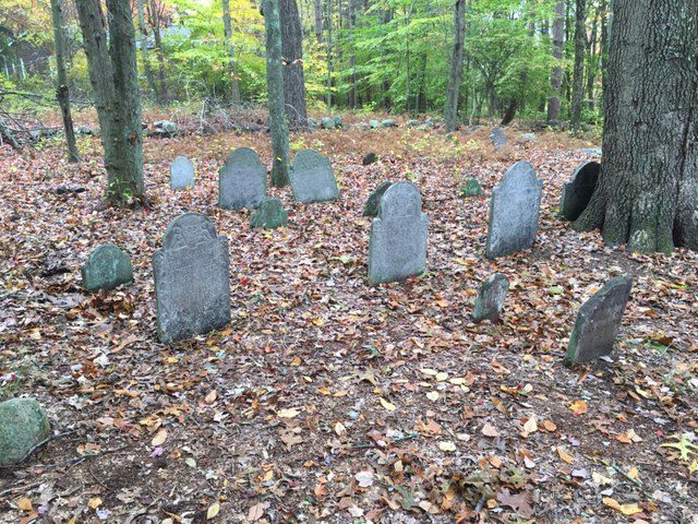 Landmarks: Peck Cemetery, The Resting Place of a Lyme Family