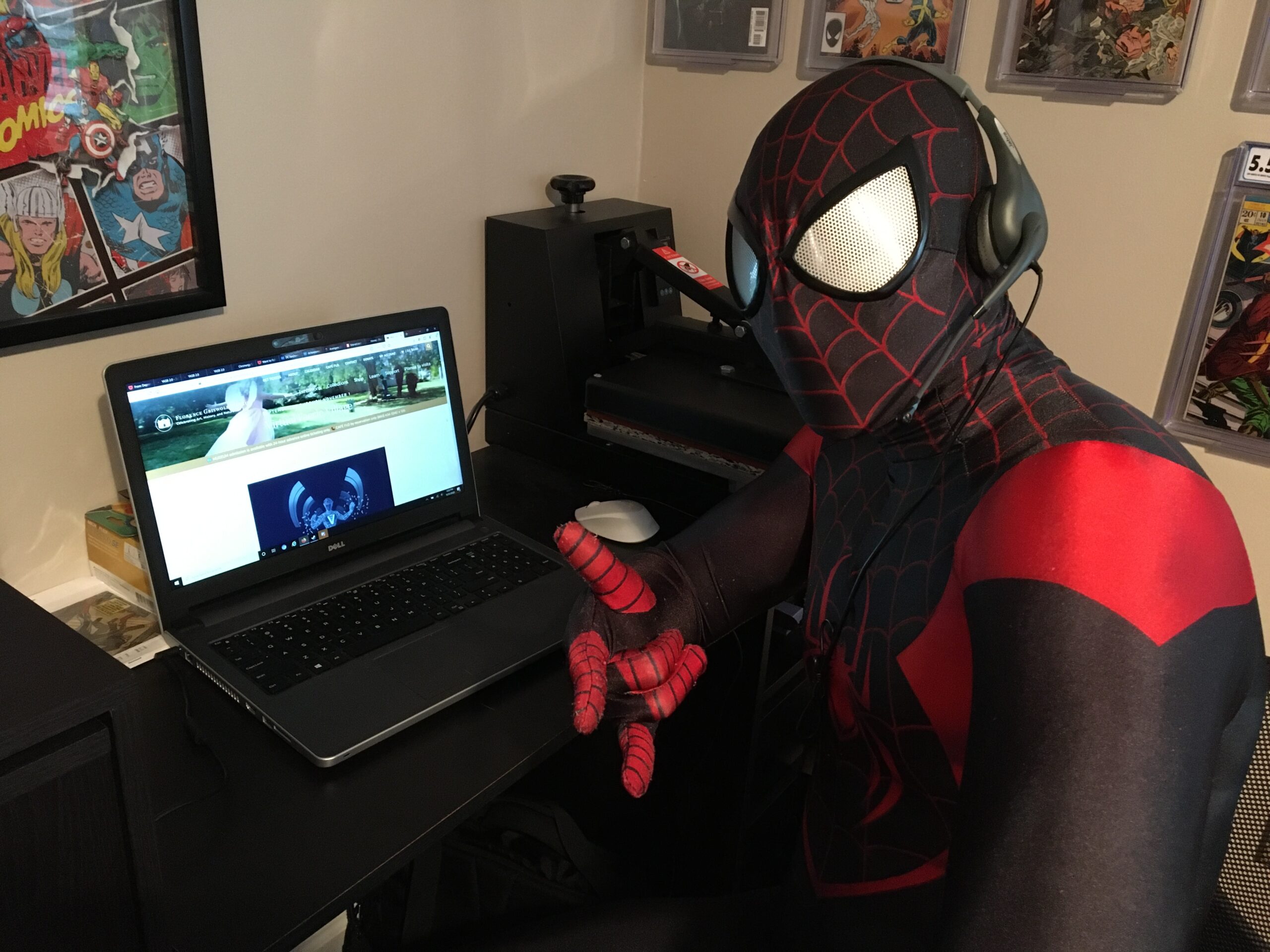 Spiderman loves Virtual Faerie Village